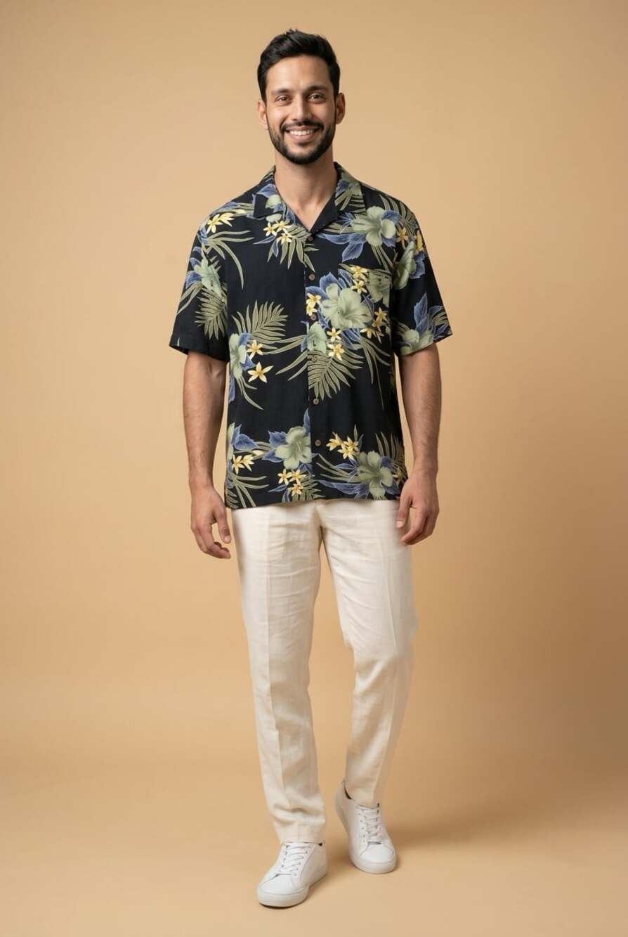 Tommy Bahama Men's Size M Black Floral 100% Silk Short Sleeve Button Down Shirt